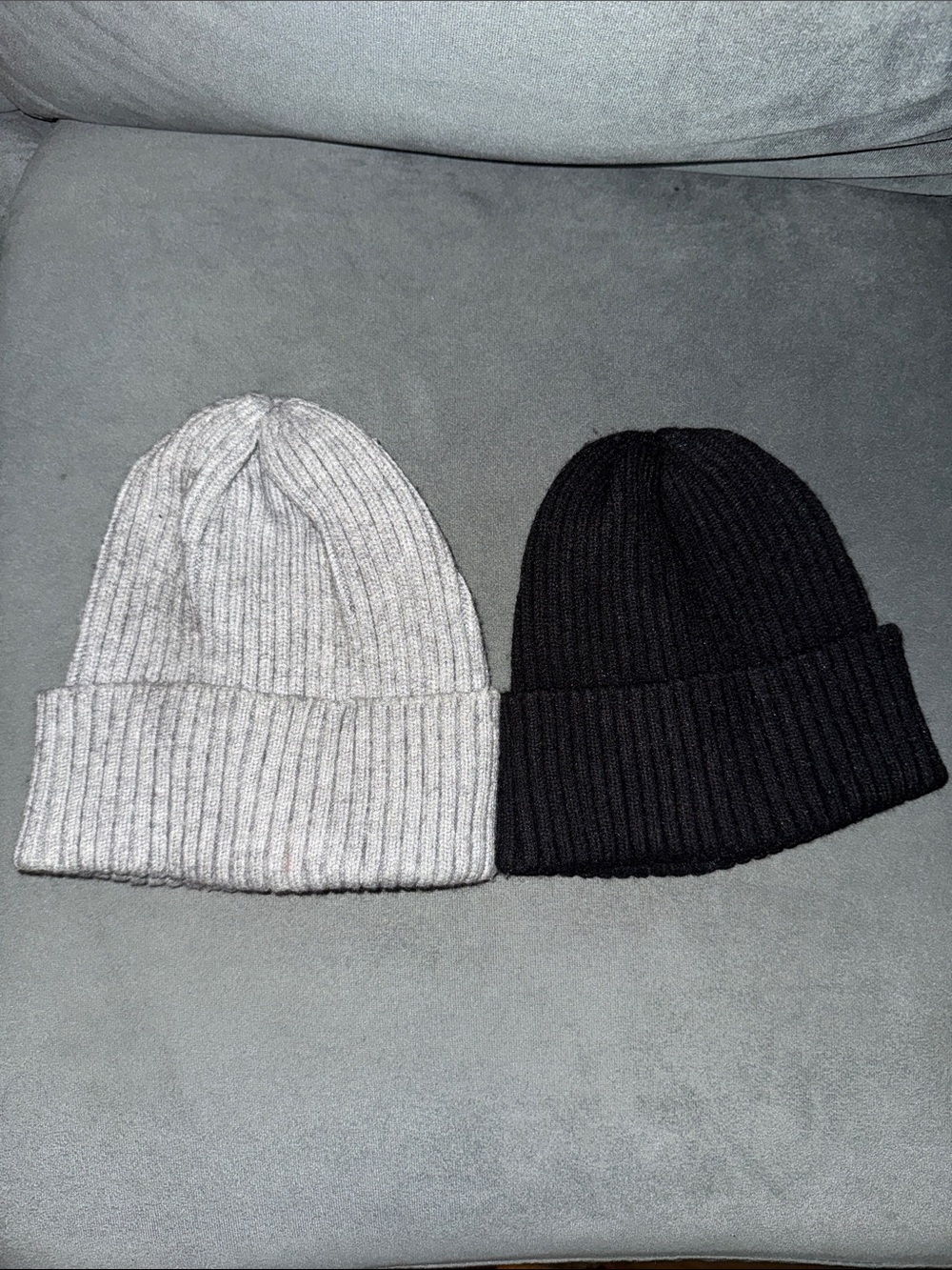 Divided Ribbed Beanie Pair — Black & Light Gray